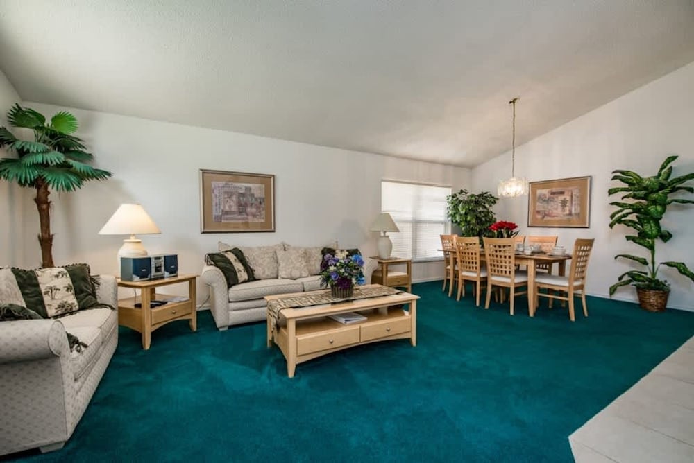 Villa Near Disney 4 Bd 3 Bt With Private Pool Quiet Comminuty