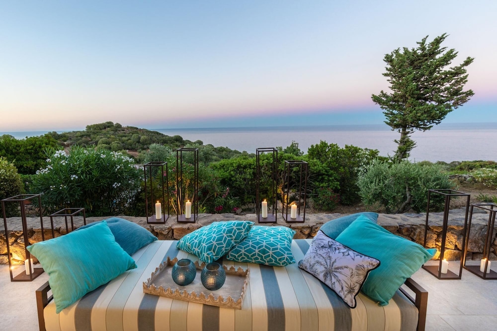Villa La Bella in Ottiolu view 3