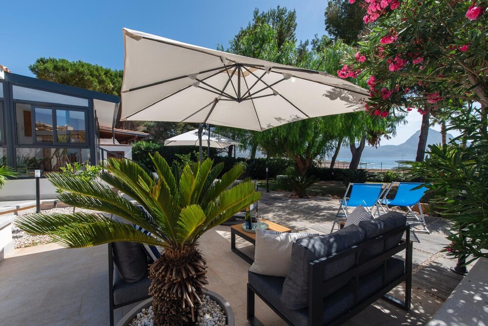 Villa Makar Sea View