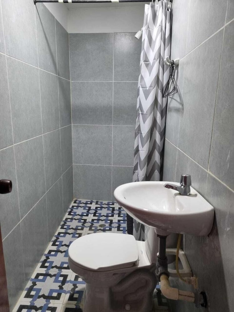 LAS CASCADAS HOSTEL TAYRONA
