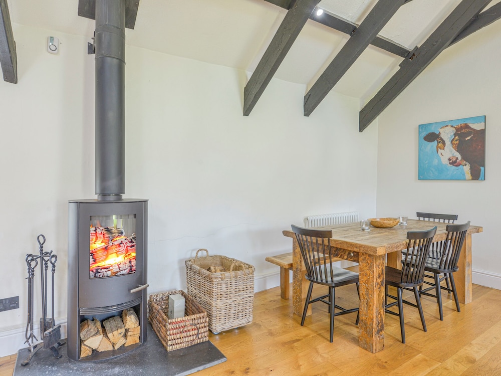 Pond Cottage
