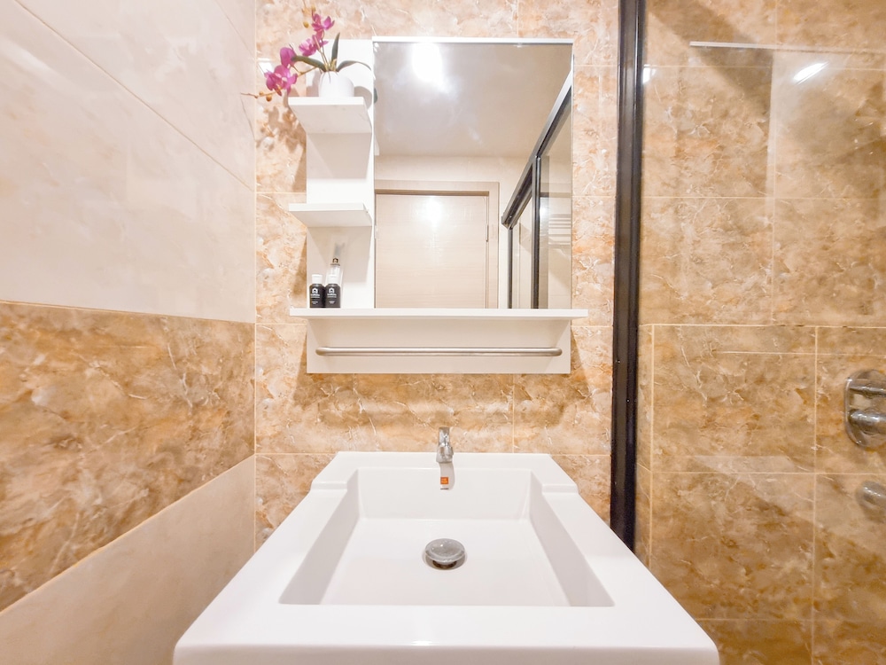 Cozy Studio Apartment Mataram City