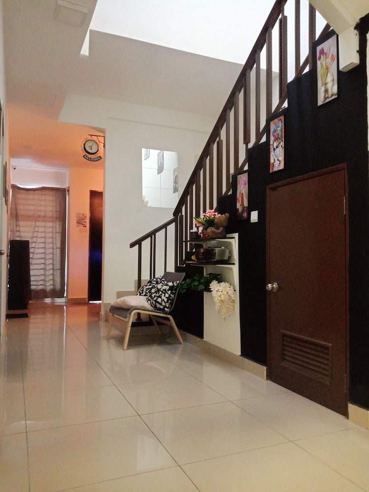 Gosh Desaru Bed Space photo 1