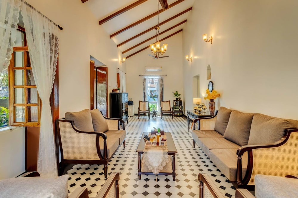 3bhk Portuguese-style Villa w Pool Casa Aloma