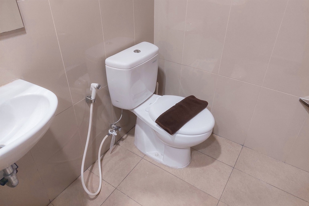 Cozy And Spacious 1Br At M-Town Signature Apartment