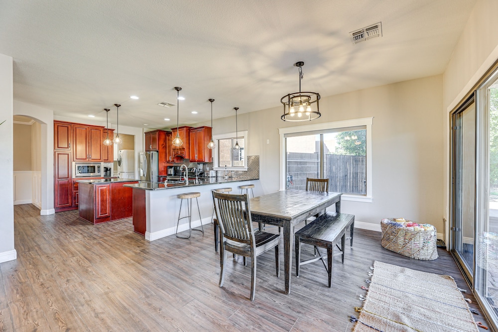Expansive Mesa Retreat w/ Private Outdoor Pool! view 2