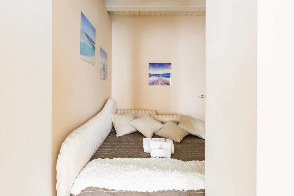 Piazza del Popolo Suite