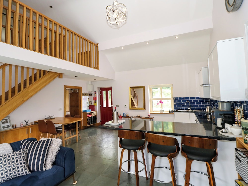 Canal Cottage