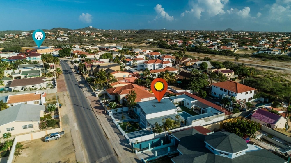 NEW Modern Stylish 6BR 6BA Villa Near Palmbeach