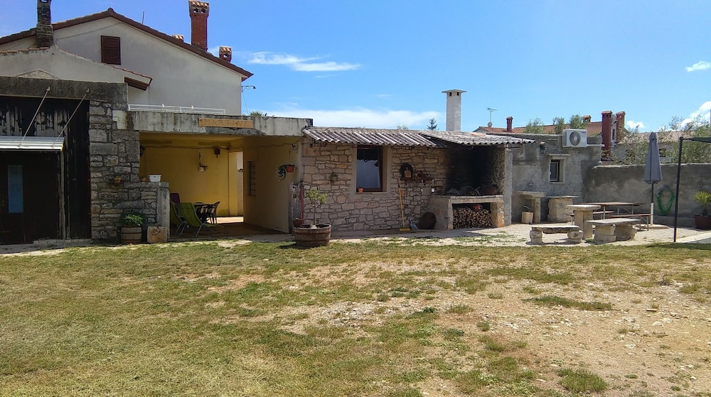 Photo 22