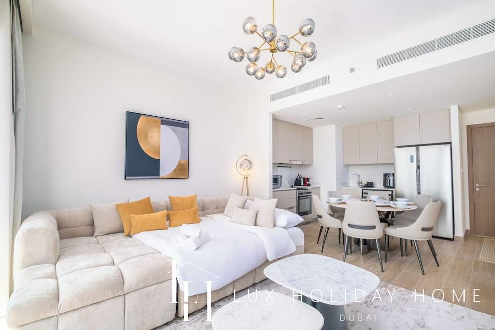 LUX The Orchid Creek Beach Suite