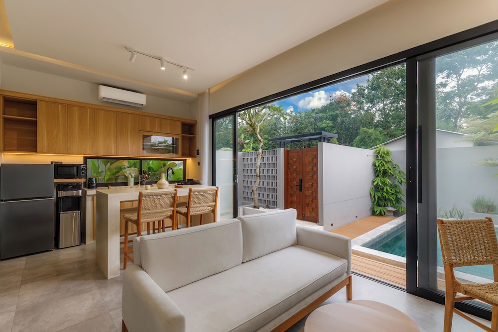 Terra House B1