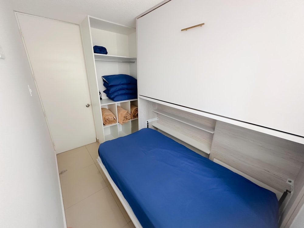 Exclusive Apartment with Private Terrace (1504)