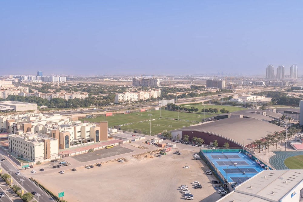 Charming Sun-filled 1-bedroom in Red Residence Dubai Sports City