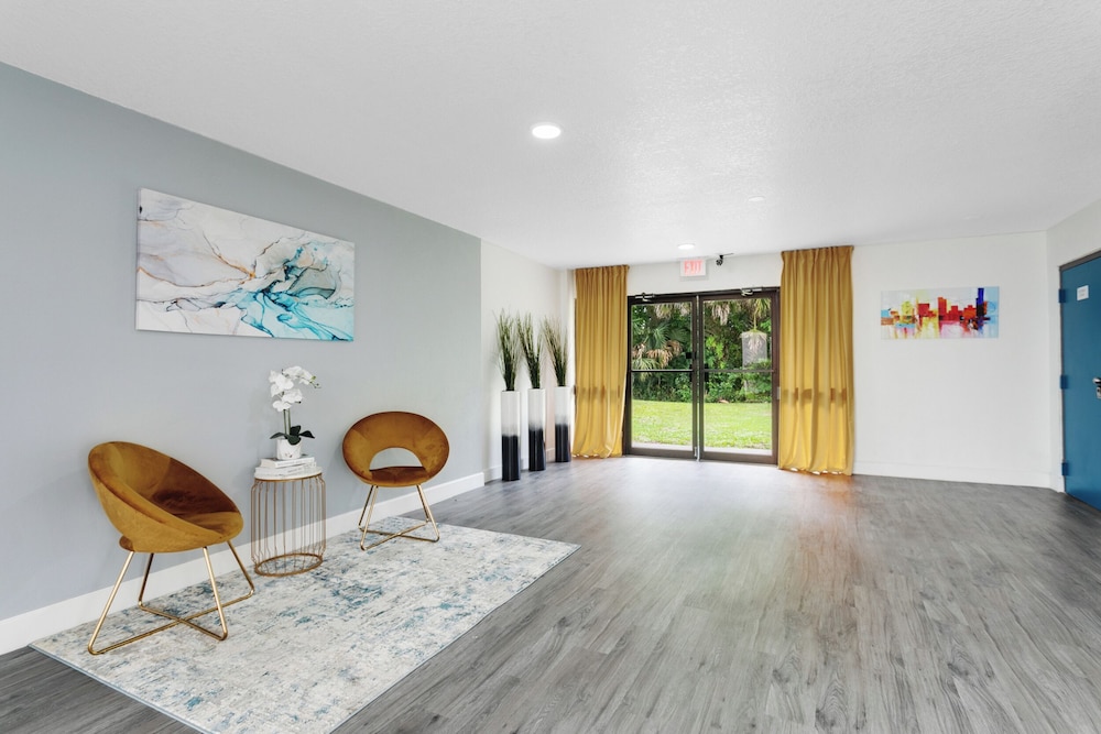 Oasis Apartment Homes