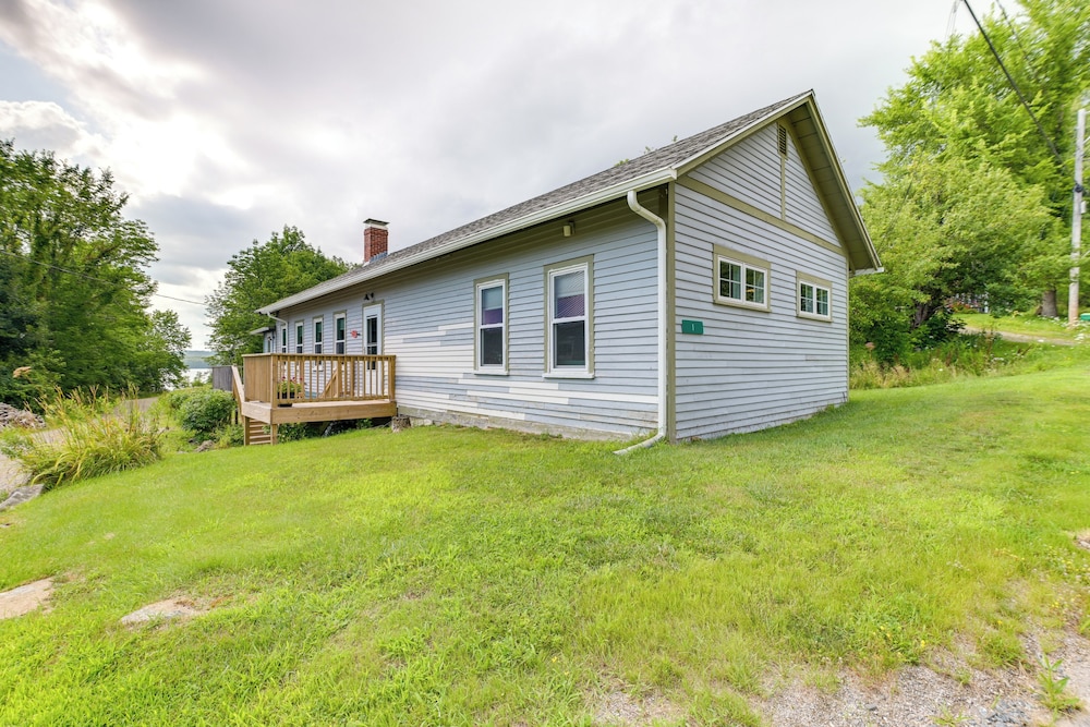 Pet-friendly Maine Cottage By Northern Bay view 4