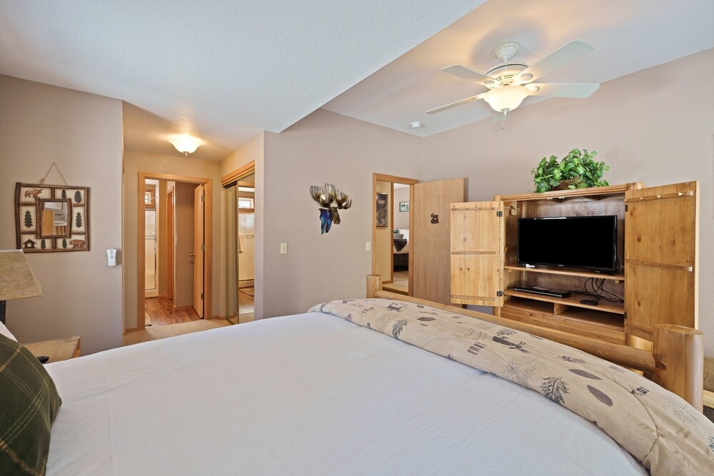 8 Umpqua Ln 4 Bedroom Home