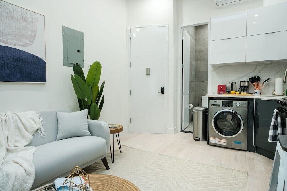 317 UES Apartments