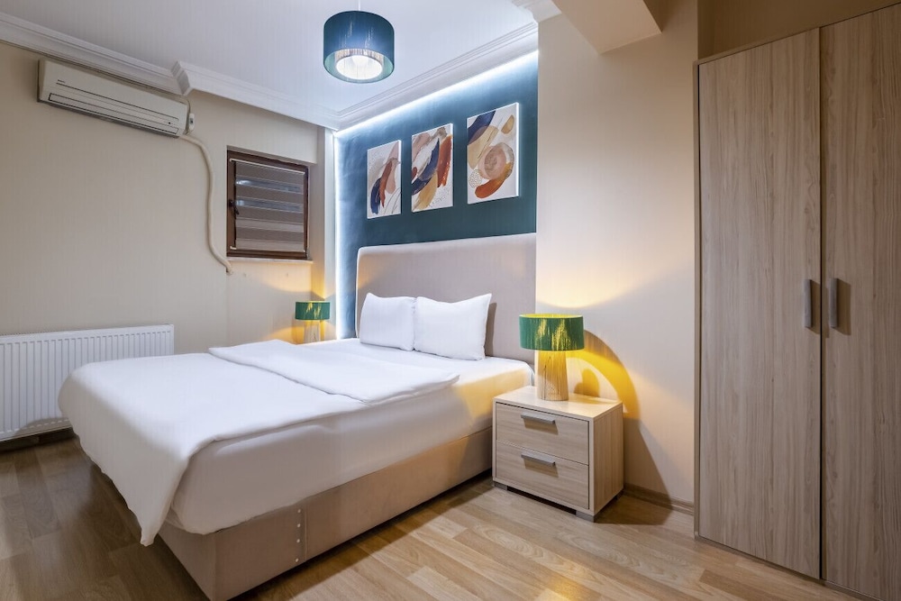 Flat With City View 5-min to Istiklal in Beyoglu