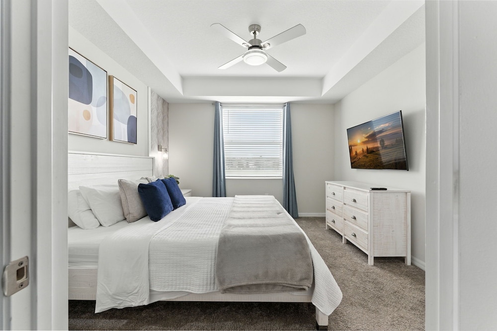 Storey Lake condos by UNE Homes