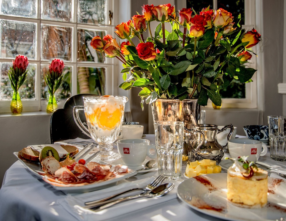 The Villa Rosa Guest House & Self-catering Apartments