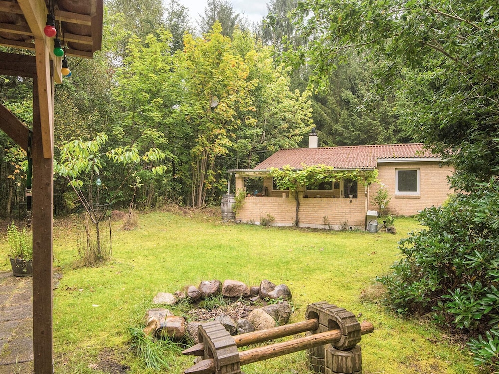 Nature Cottage With Terrace by Gudena