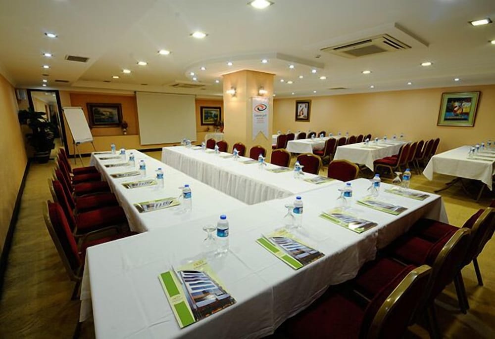 Cukurova Park Otel - Image 16