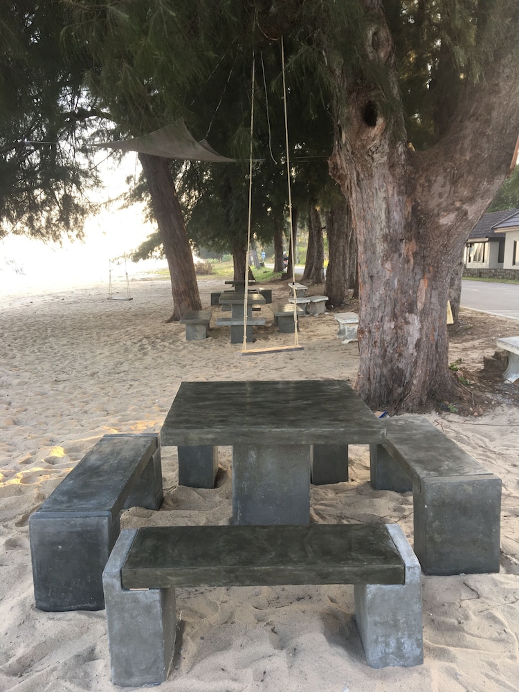 Suan Bankrut Beach Resort