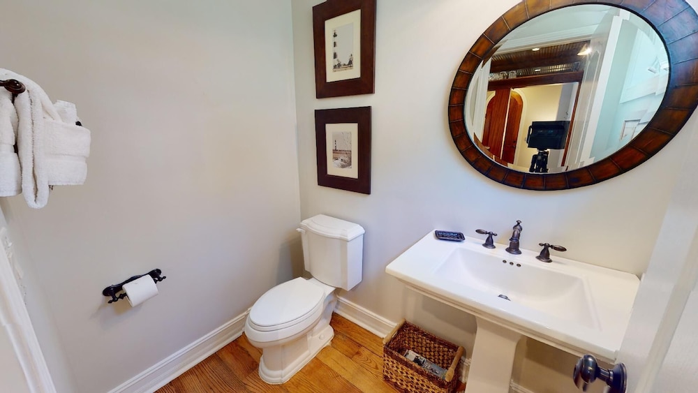 The Pelican House by Tybee Vacation Rentals