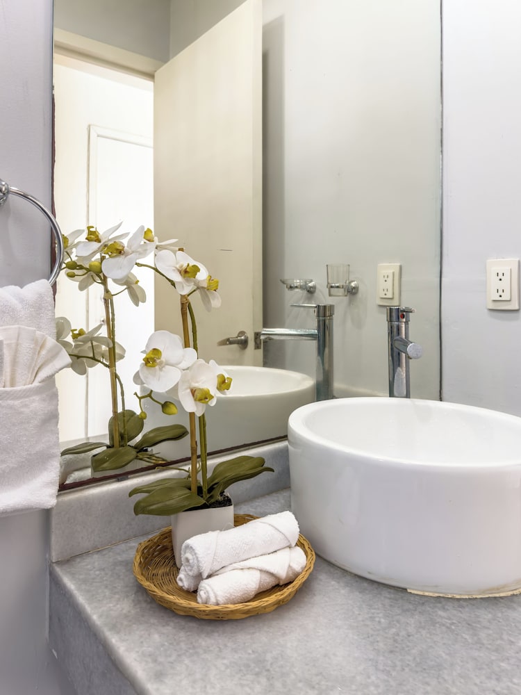 ARIA Residence Beachfront luxury