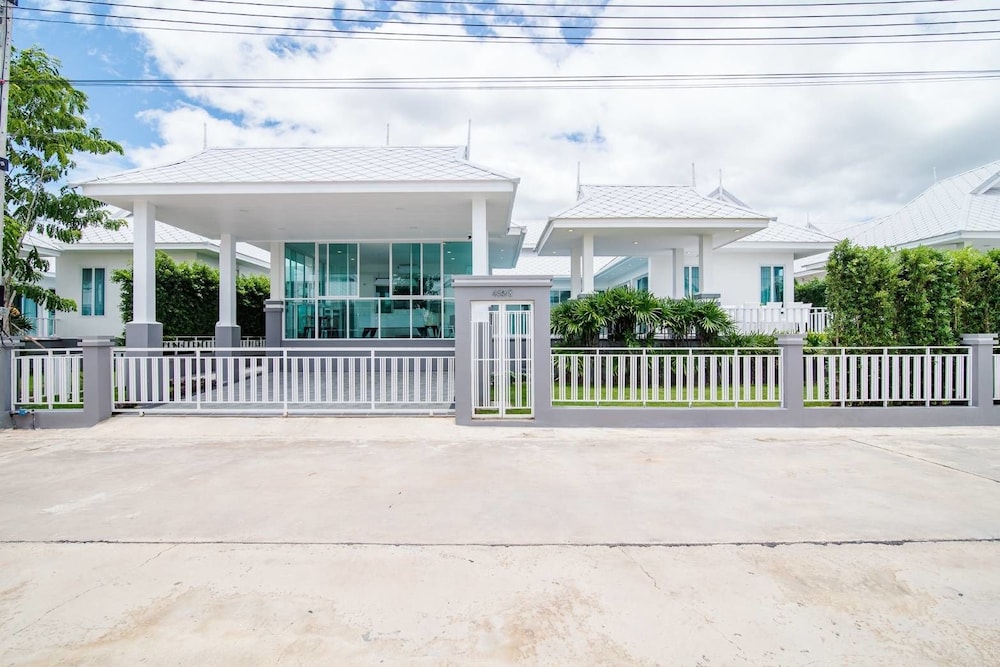Baan Marwin Hua Hin