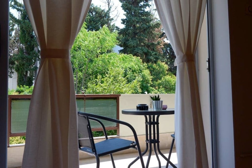Kifisia Vacations - New Superb  Luminous 2 Bedroom Apartment - Property Image 11