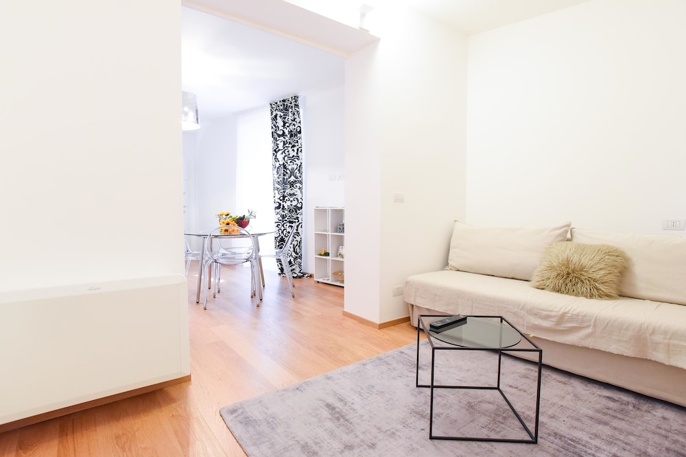 Santo Stefano Suites