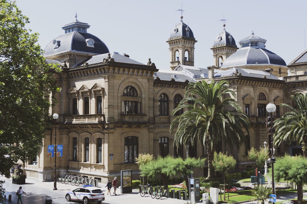 San Sebastian Vacations - Urban House Hostel - Property Image 4