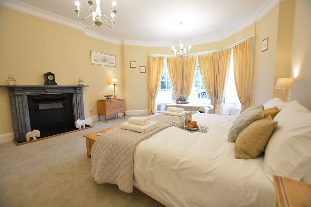 Henstead Hall