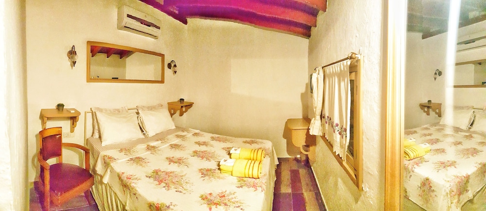 Lilyum Alaçatı Butik Otel - Image 17