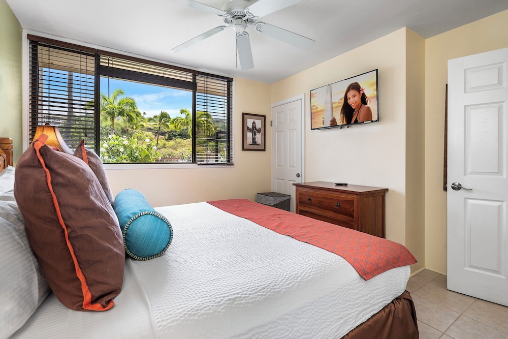 Great Ocean & Golf Views - 2 Bedrooms + Loft - Private Outdoor Patio - Vrkcv