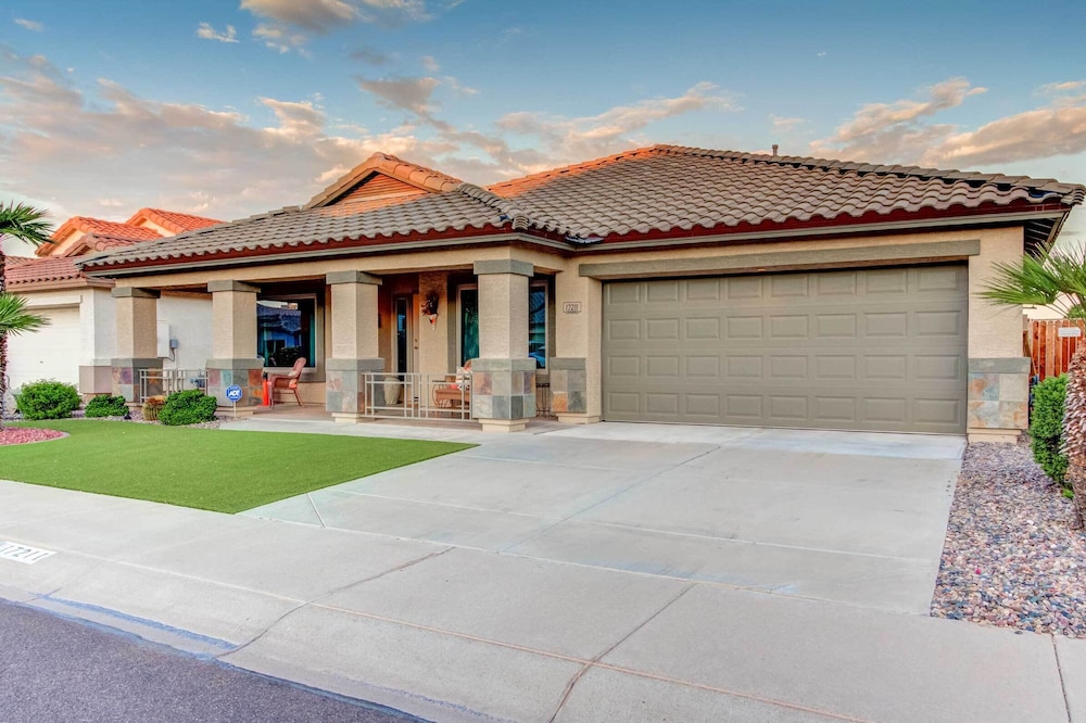 Sunny Surprise Home w/ Luxe Backyard Oasis!