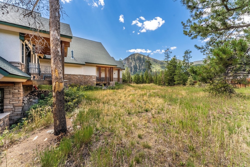 213 County Road 1041