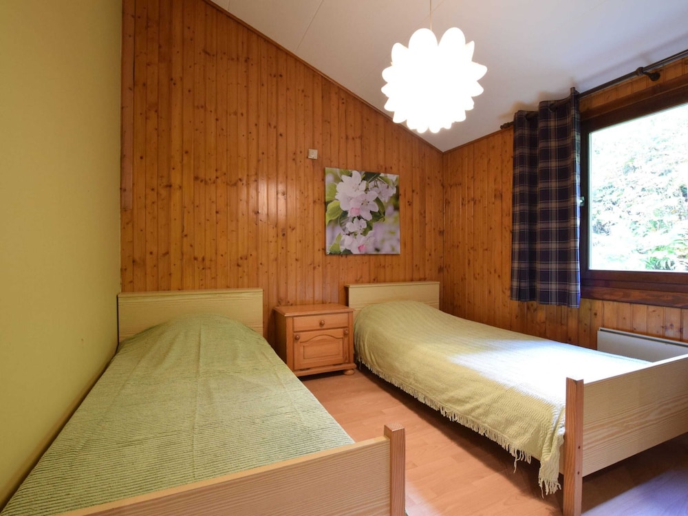 Peaceful Holiday Home in Tenneville near Forest view 2