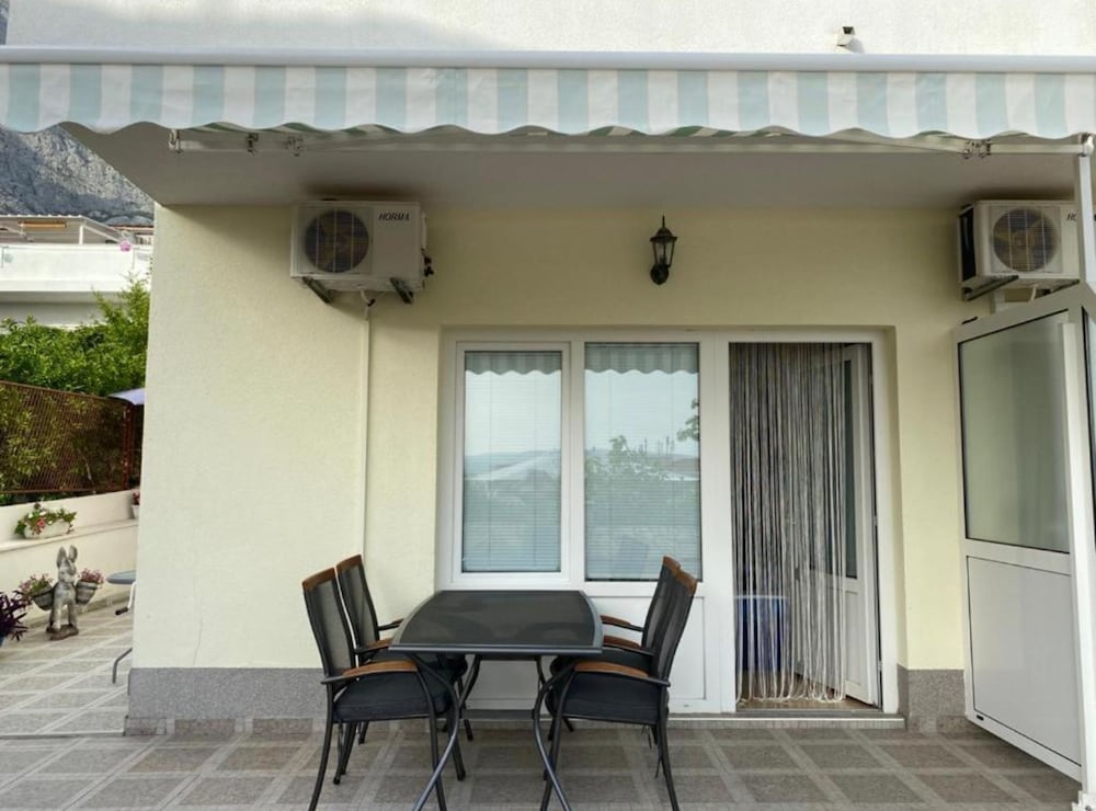 Apartments Katija