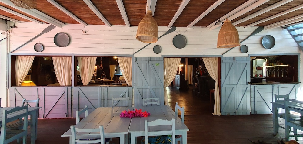 Ravoraha Ecolodge