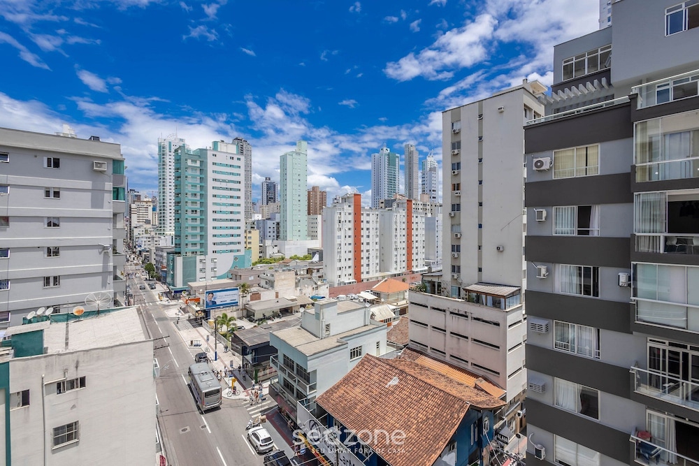 Apts Just 210m From the Beach in Balneario Camboriu - Edis