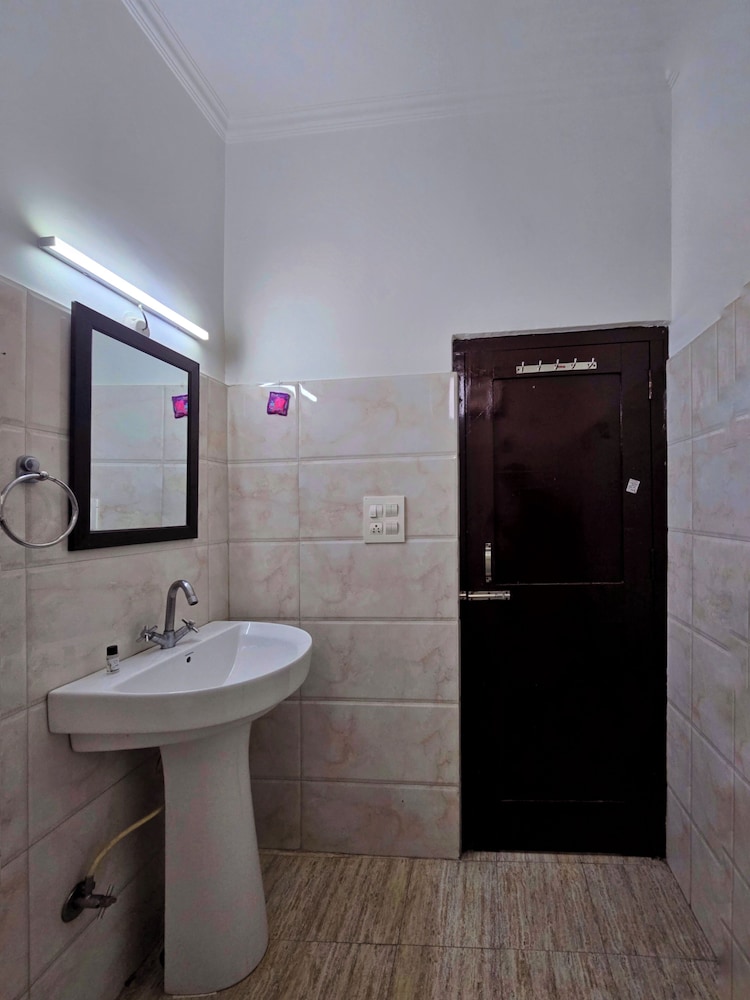 Hotel City Gold - Hotel in Dharamshala