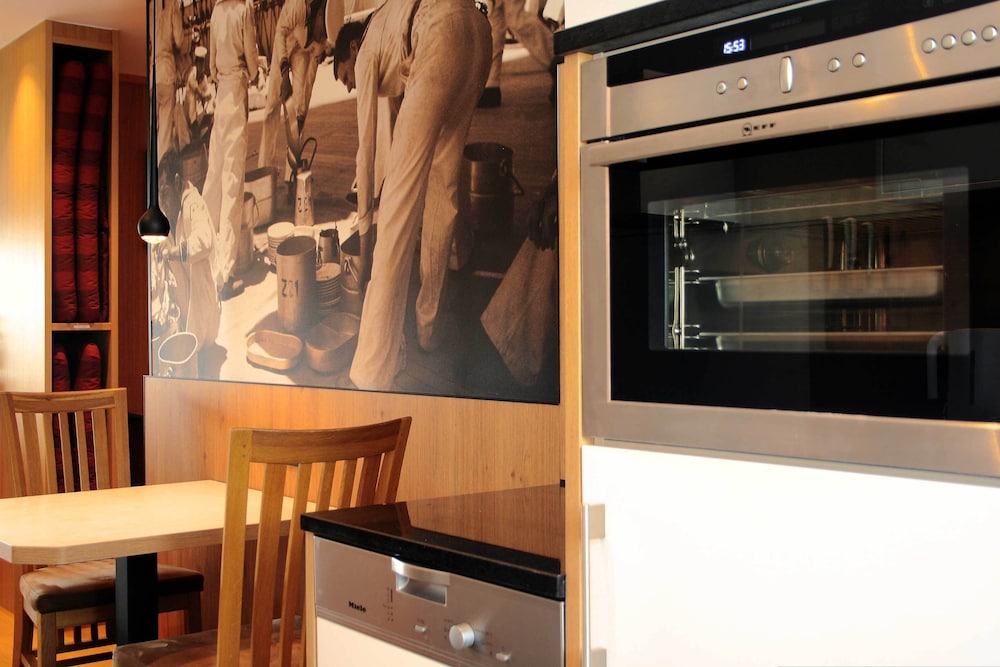 ney.land apartments