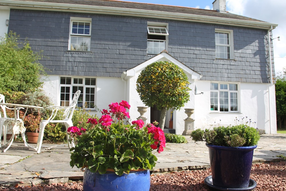 Treweens Bed & Breakfast