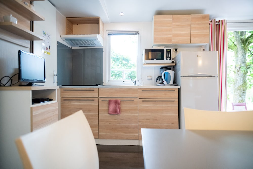 Chalet in Olloy-sur-viroin With Patio