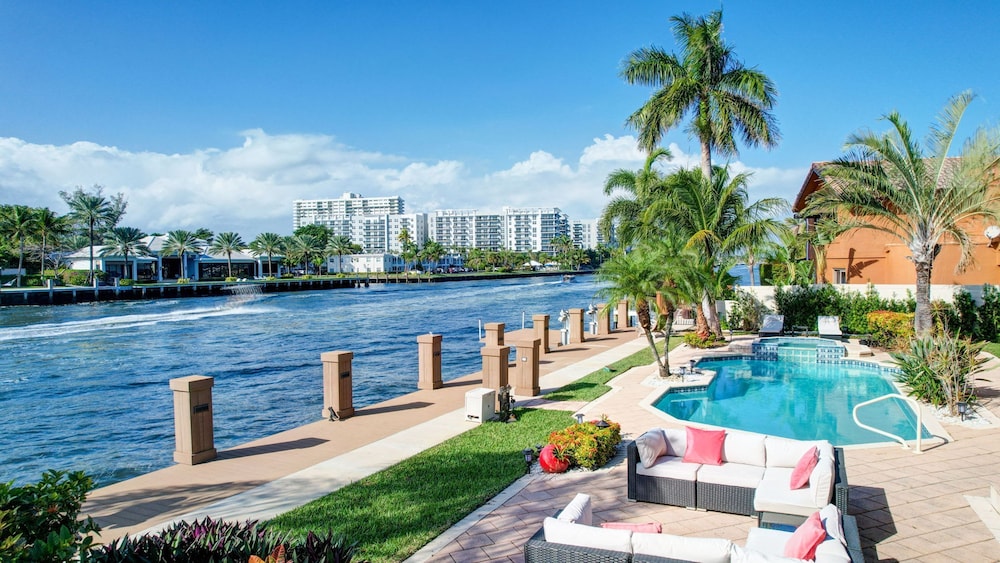 Serenity Villa in Pompano Beach