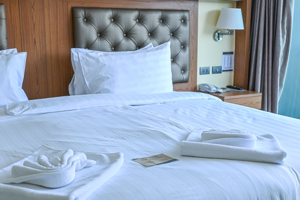 Golden Sea Hua Hin