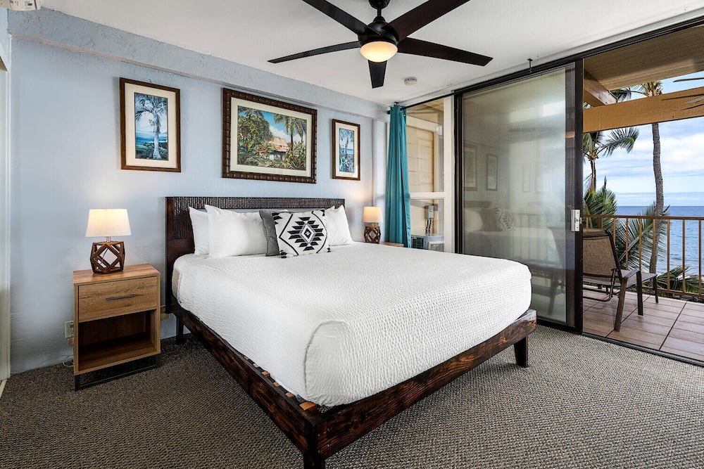 Ocean Front With Private Lanai - In-unit AC - Vrkcv